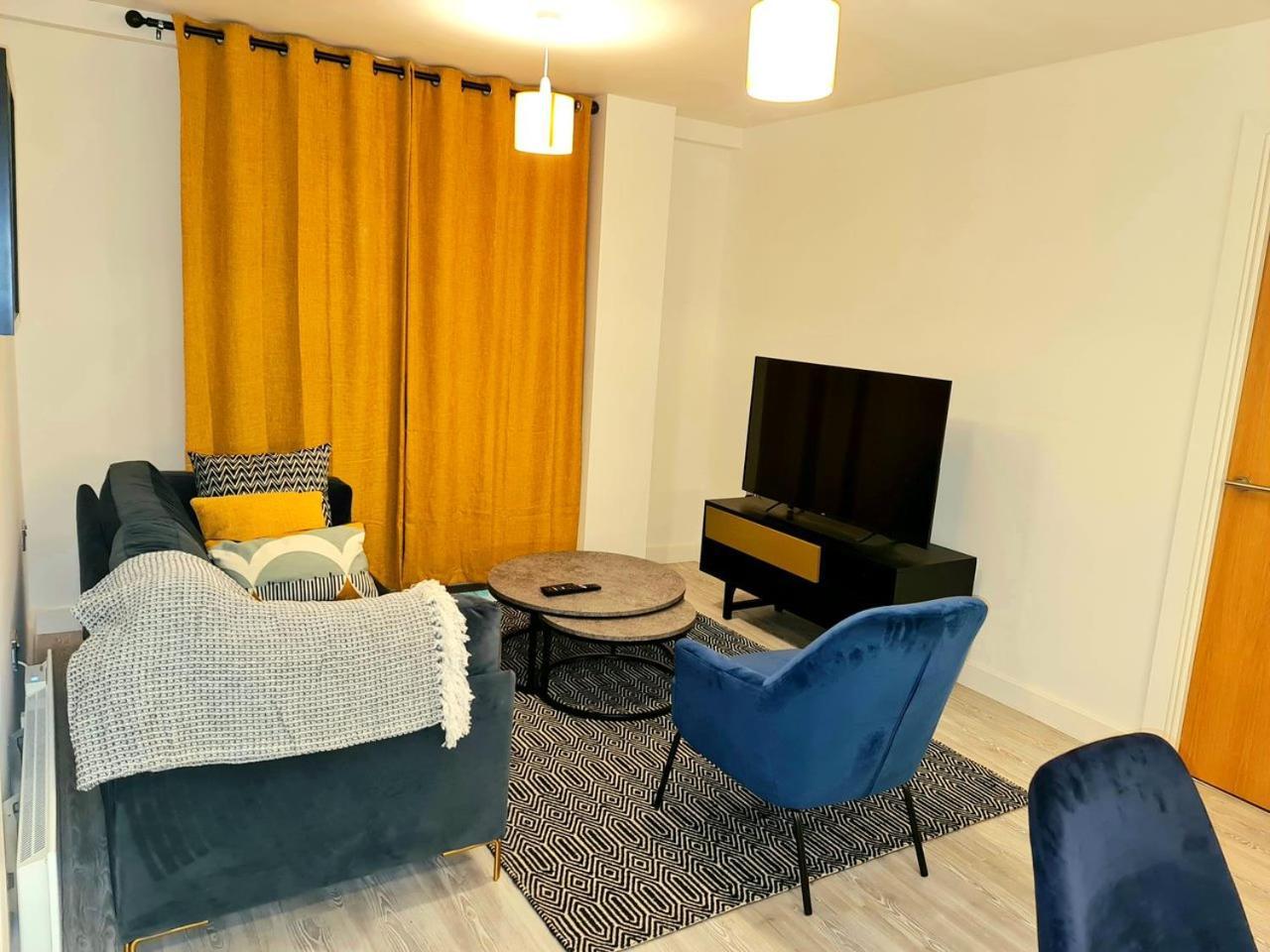 Exquisite Cosy 2-Bed Apartment In Salford Manchester Exterior foto